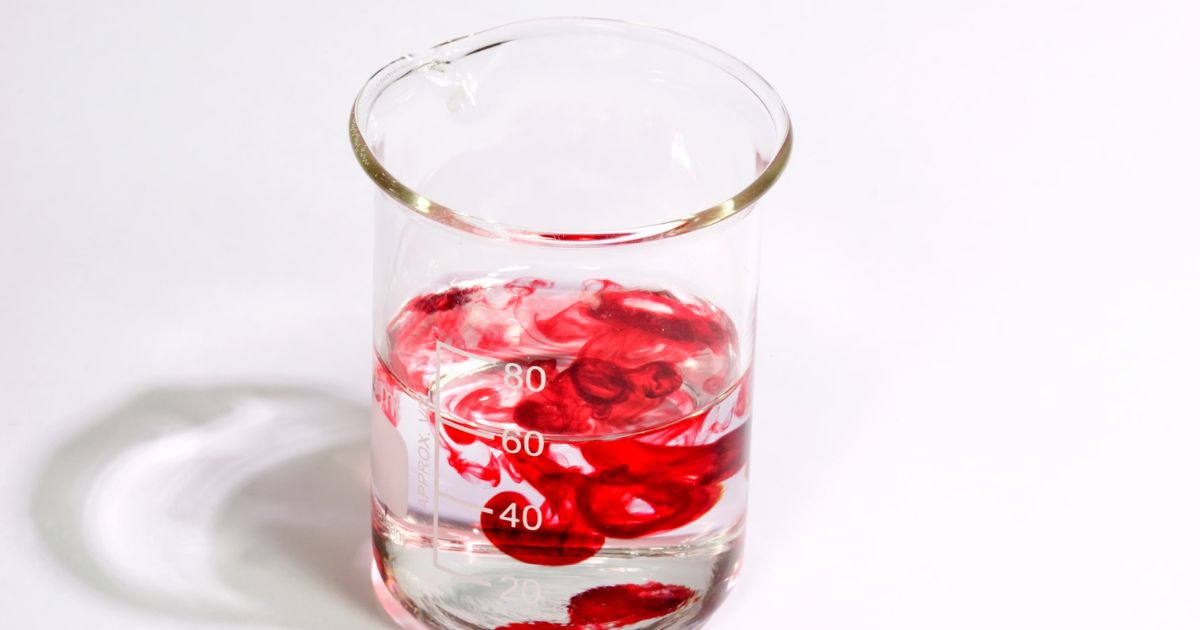 Konzentrationsangabe auf dem Gefahrstoffetikett